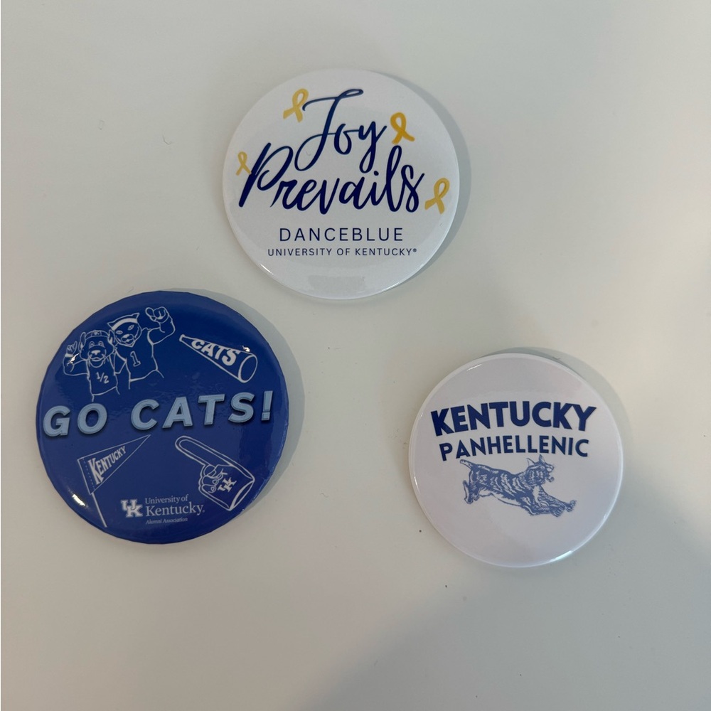 Kentucky buttons